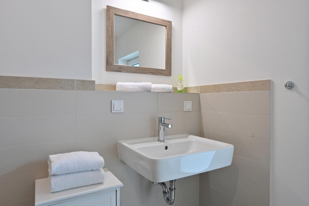 Ferienwohnung La Mola Glowe Buitenkant foto